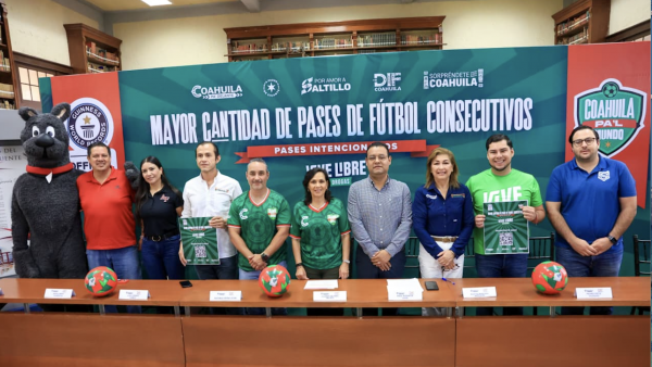 Va Coahuila por el Récord Guinness con la mayor cantidad de pases de fútbol consecutivos